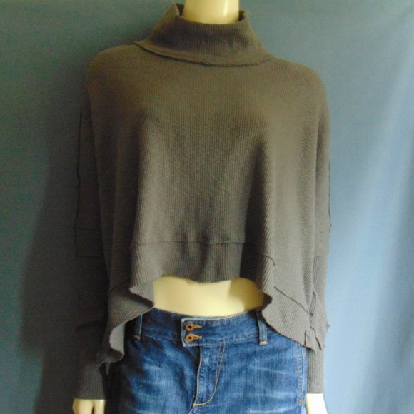 Free People NWT Charcoal Gray Ribbed Hi Lo Raw Hem Turtleneck Top Sm - Picture 2 of 10